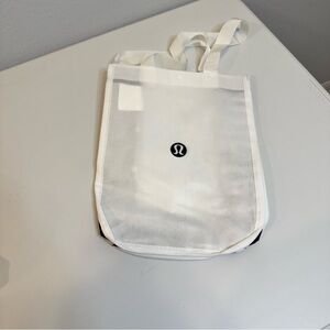 Lululemon White and black Tote Bag, carry all gym bag
